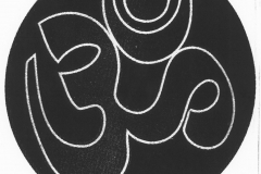 aum-b-w-marble_ful