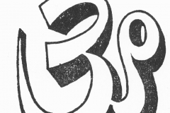 aum-b-w-mushika_ful